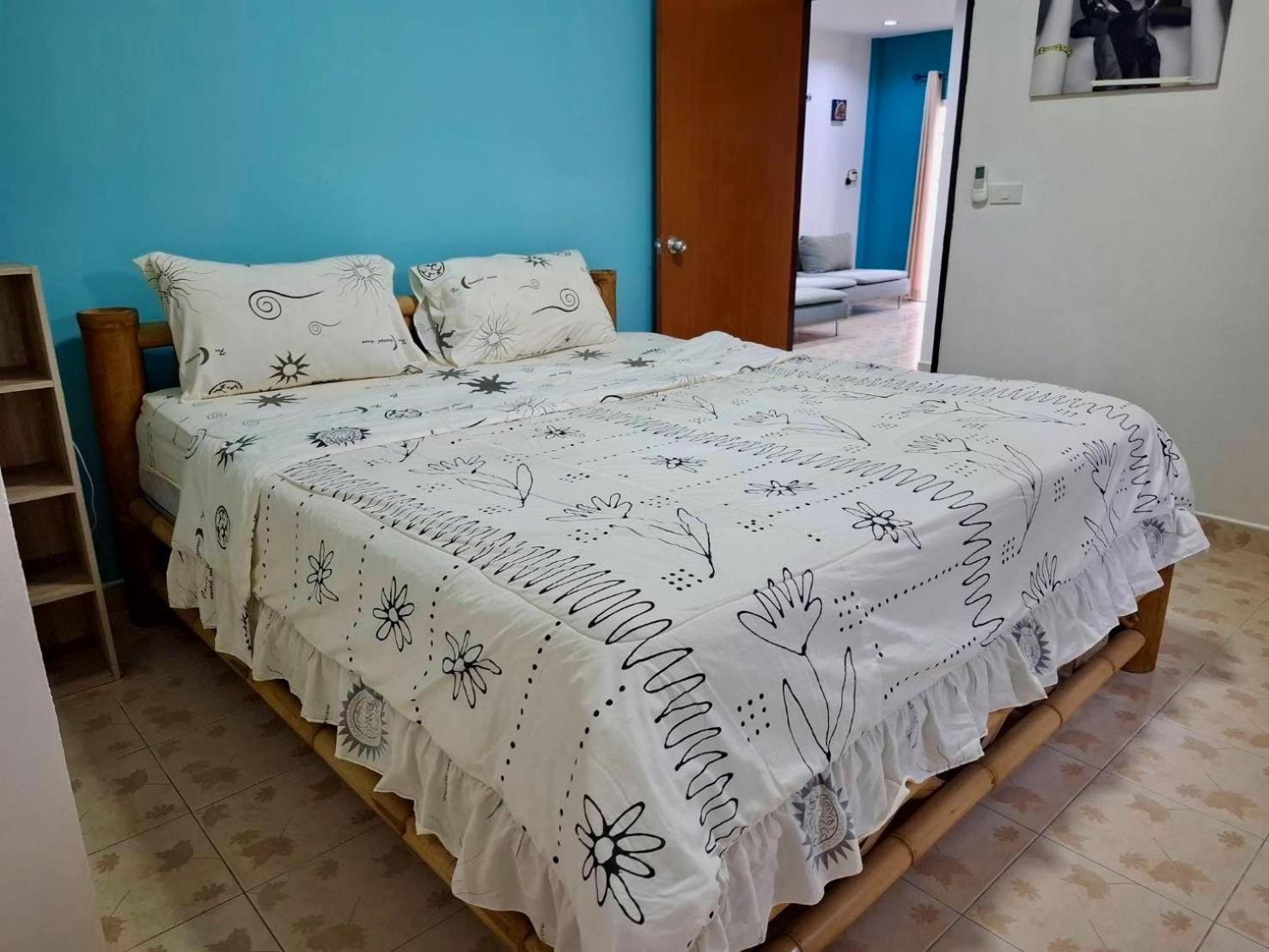 2 Bedroom Bungalow Nai Harn 4 Resort Ban Suan  エクステリア 写真